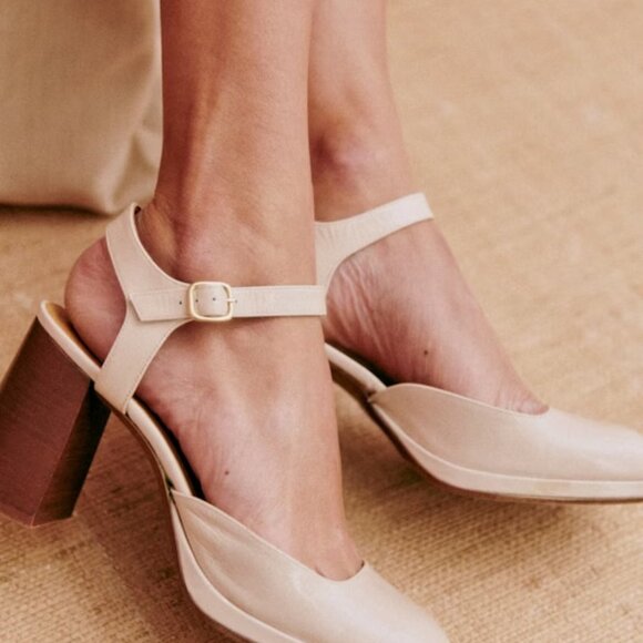 Sezane Alexane Mary Janes White Lacquer Heel Shoes SIZE 8 / 39 - Picture 2 of 9